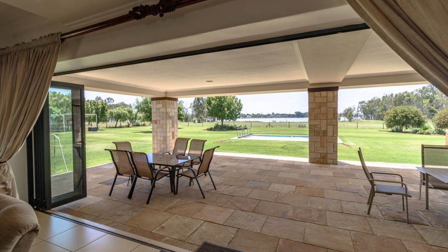 7 Bedroom Property for Sale in Oranjeville Free State